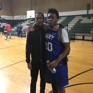 Meet your Posher, Connie